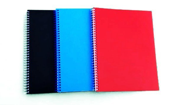 CAHIER SPIRALE 144 PAGES PETIT FORMAT ,COUVERTURE POLYPROPYLÈNE (PLASTIQUE)